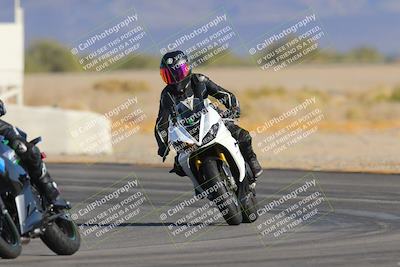 media/Dec-15-2023-Apex Assassins (Fri) [[91f19fb1c7]]/Trackday 2/Session 4 (Turn 16)/